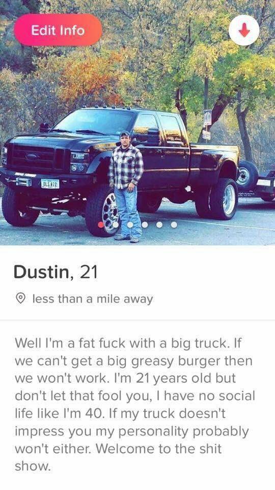 This guy went viral after some chick tried to shame him for his brutally honest Tinder profile