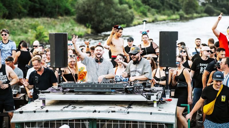 Kiwi DJ 33 Below drops unreal live set from the top of a hill overlooking Los Angeles 